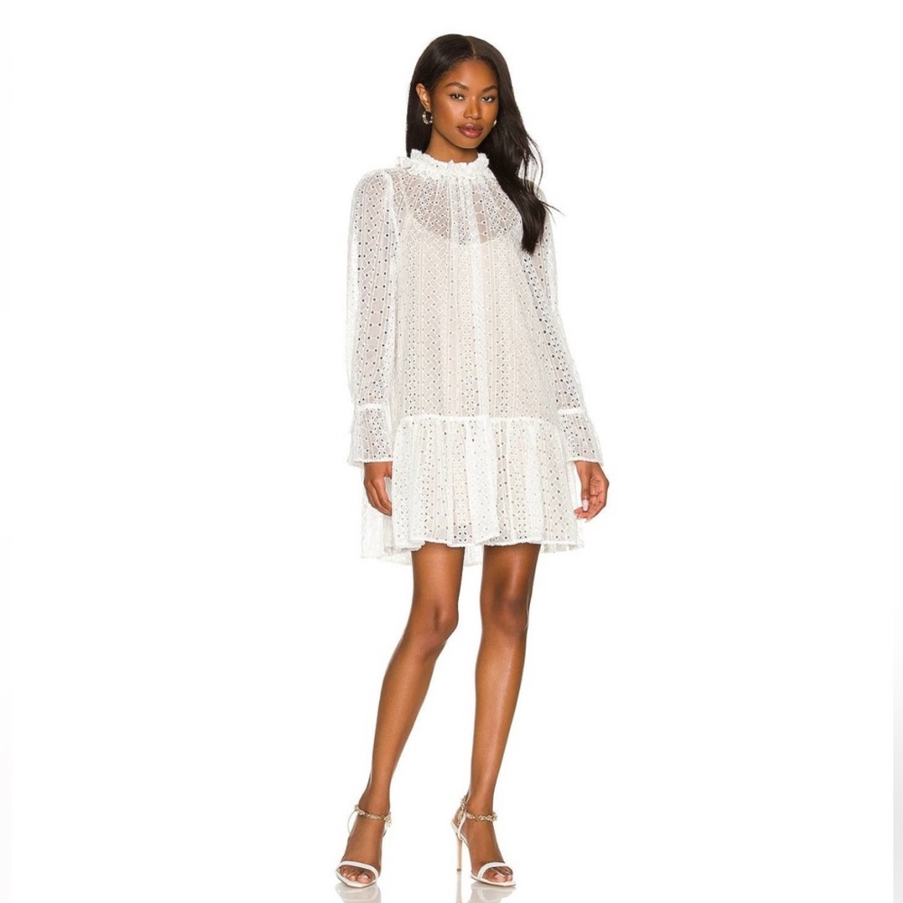 ELLIATT Idiomatic Dress In White ♡